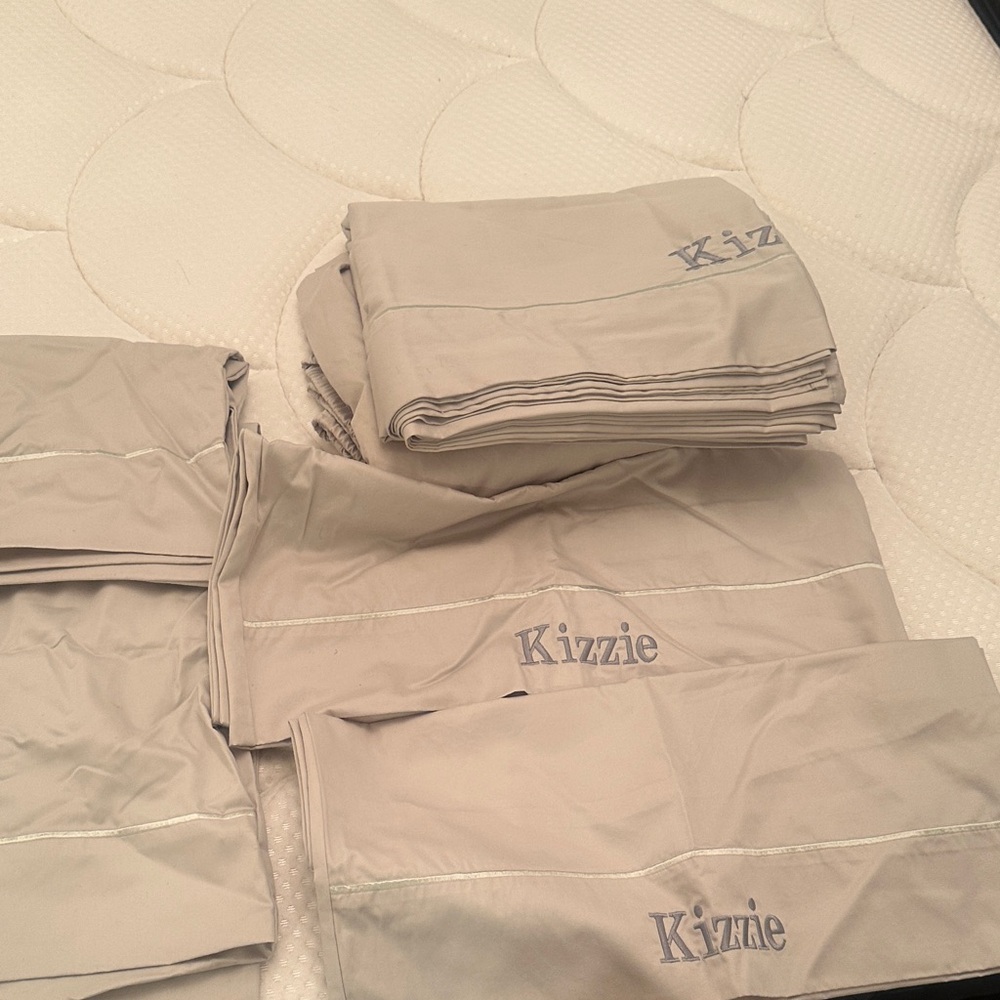 Cream Bed Sheet Set - Soft Neutral Home Bedding